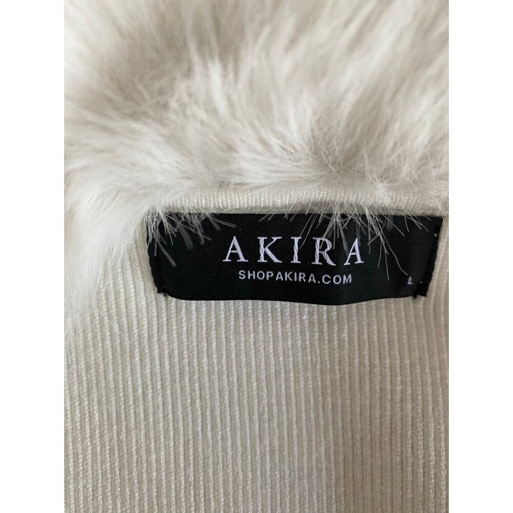 Akira Lux Faux Fur Trim Bolero Sweat White Large Ultra Crop - Picture 4 of 6